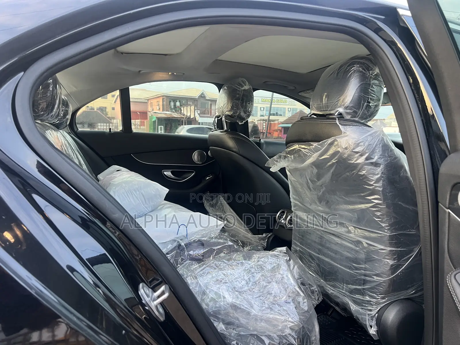 Mercedes-Benz C300 2016 Black