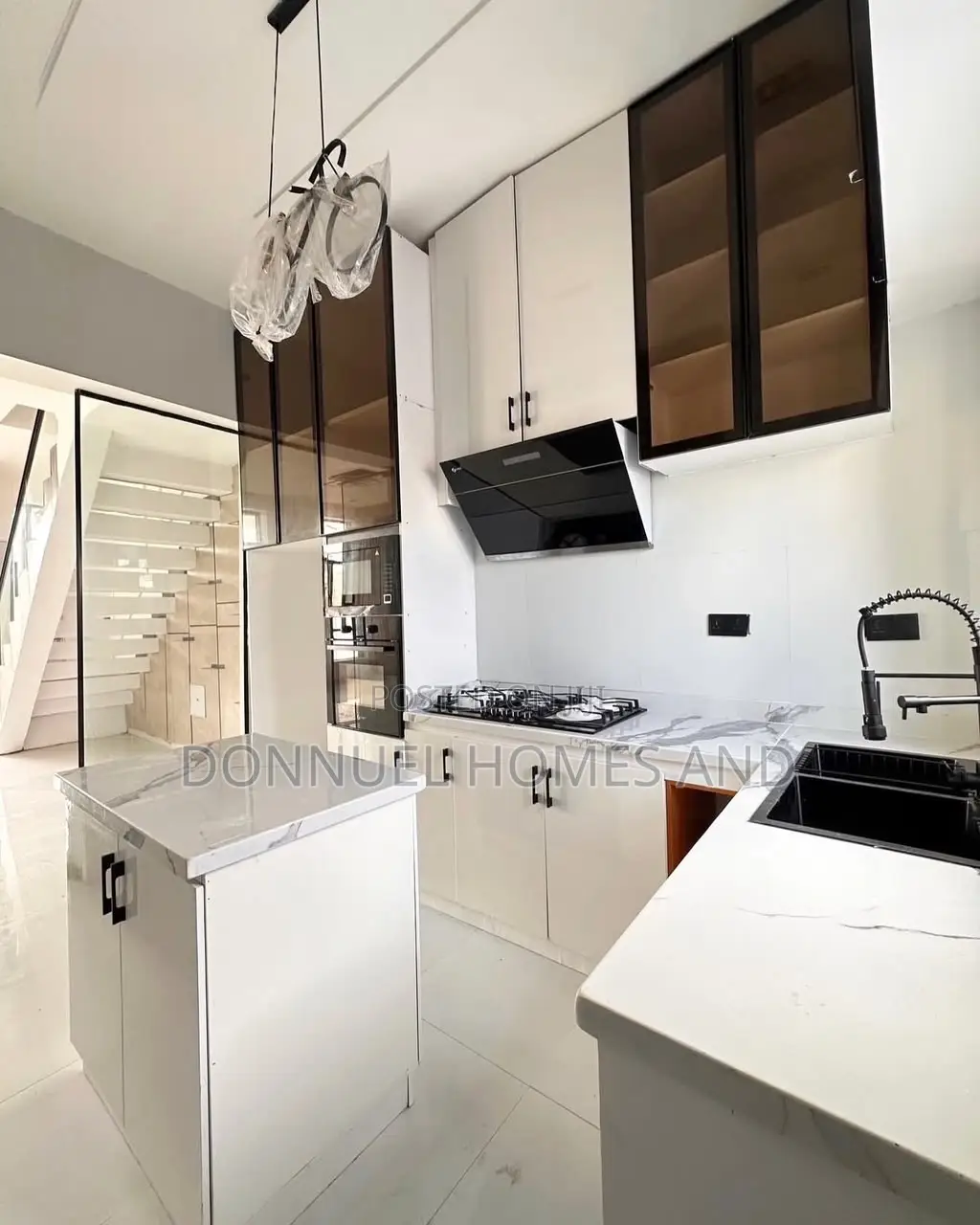 4bdrm Duplex in Ikota for rent
