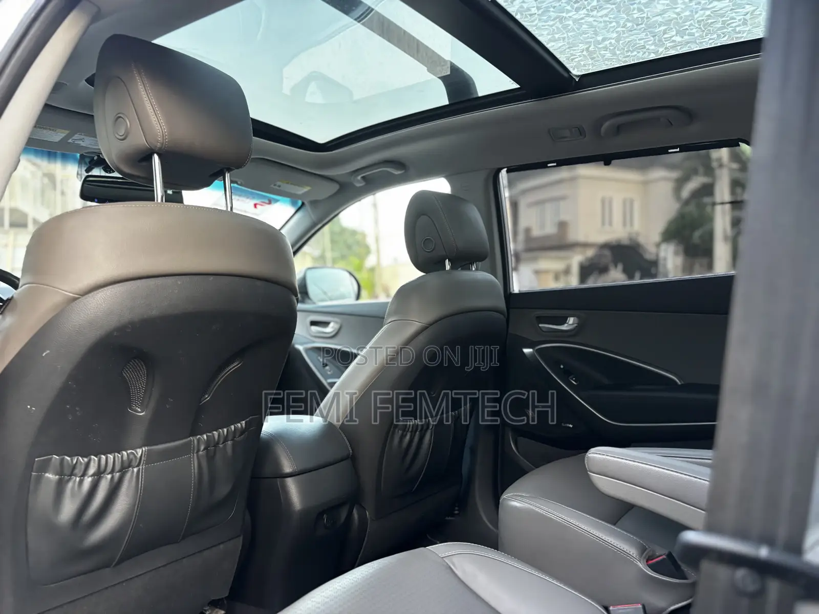 Hyundai Santa Fe Limited 4dr SUV AWD w/Saddle Interior (3.3L 6cyl 6A)