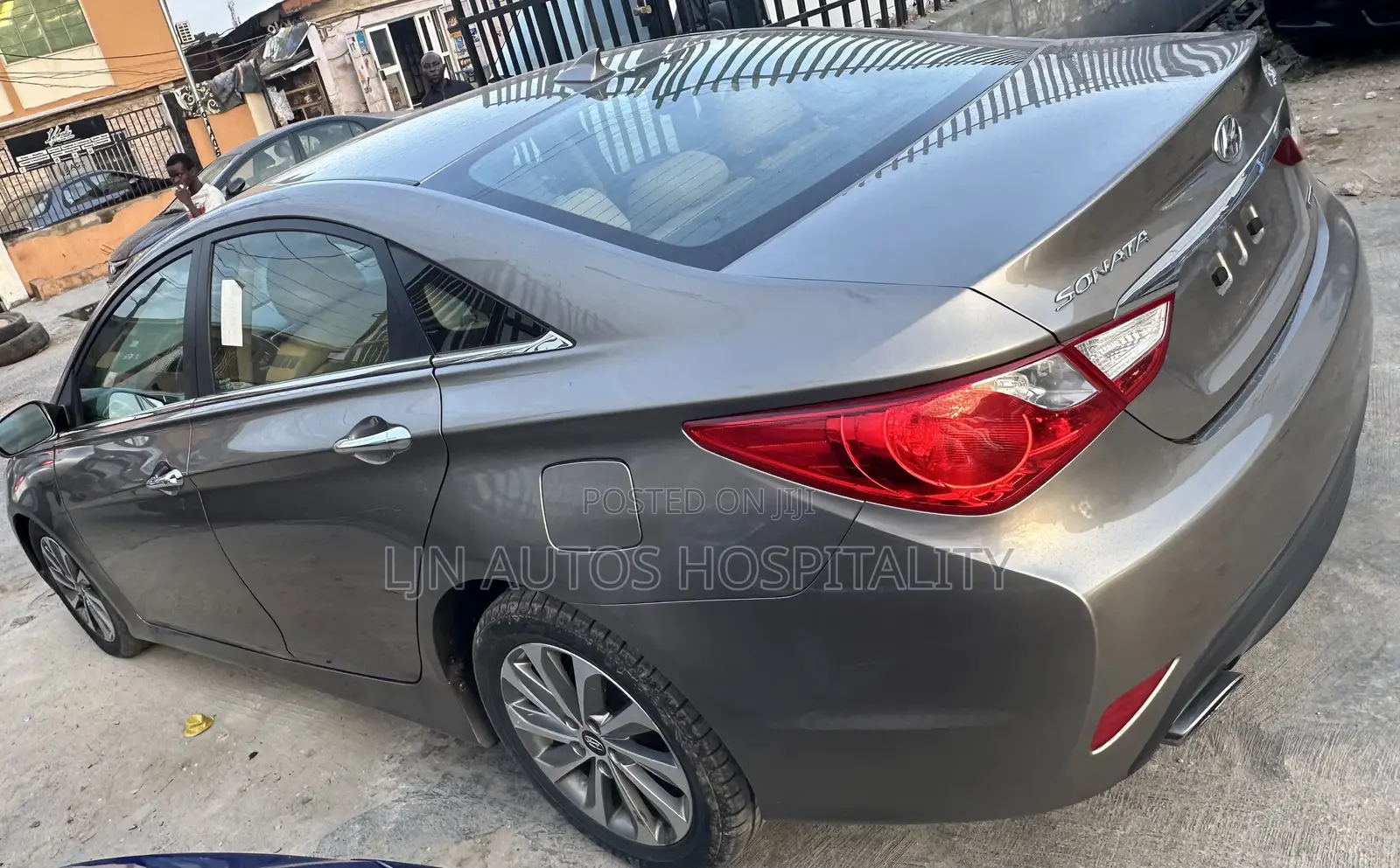 Hyundai Sonata Limited 4dr Sedan (2.0L 4cyl Turbo 6A) 2014 Pink