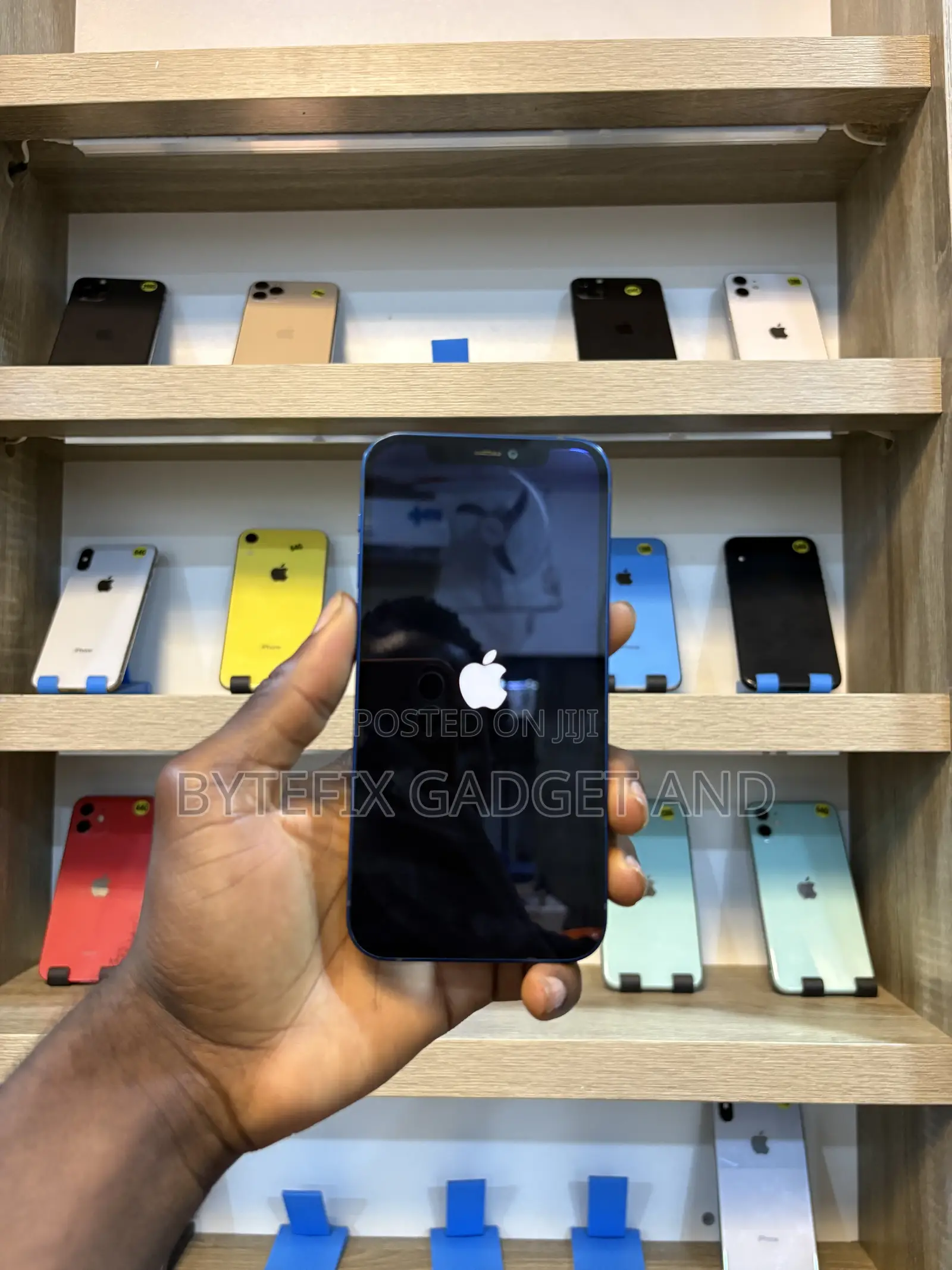 Apple iPhone 12 64 GB Blue