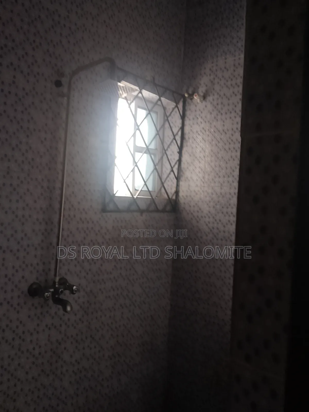 3bdrm Block of Flats in Benin City for rent