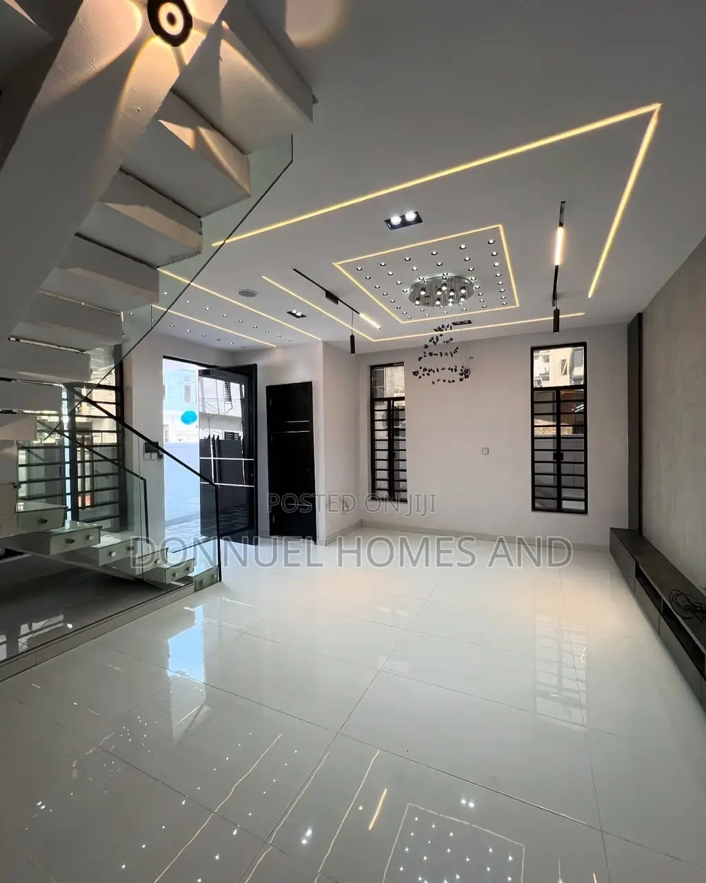 4bdrm Duplex in Ikota for rent