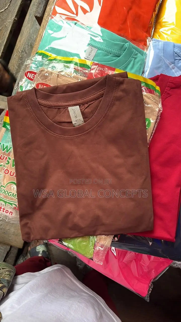 Dozen of Plain T-Shirt Is Available in Different Colors