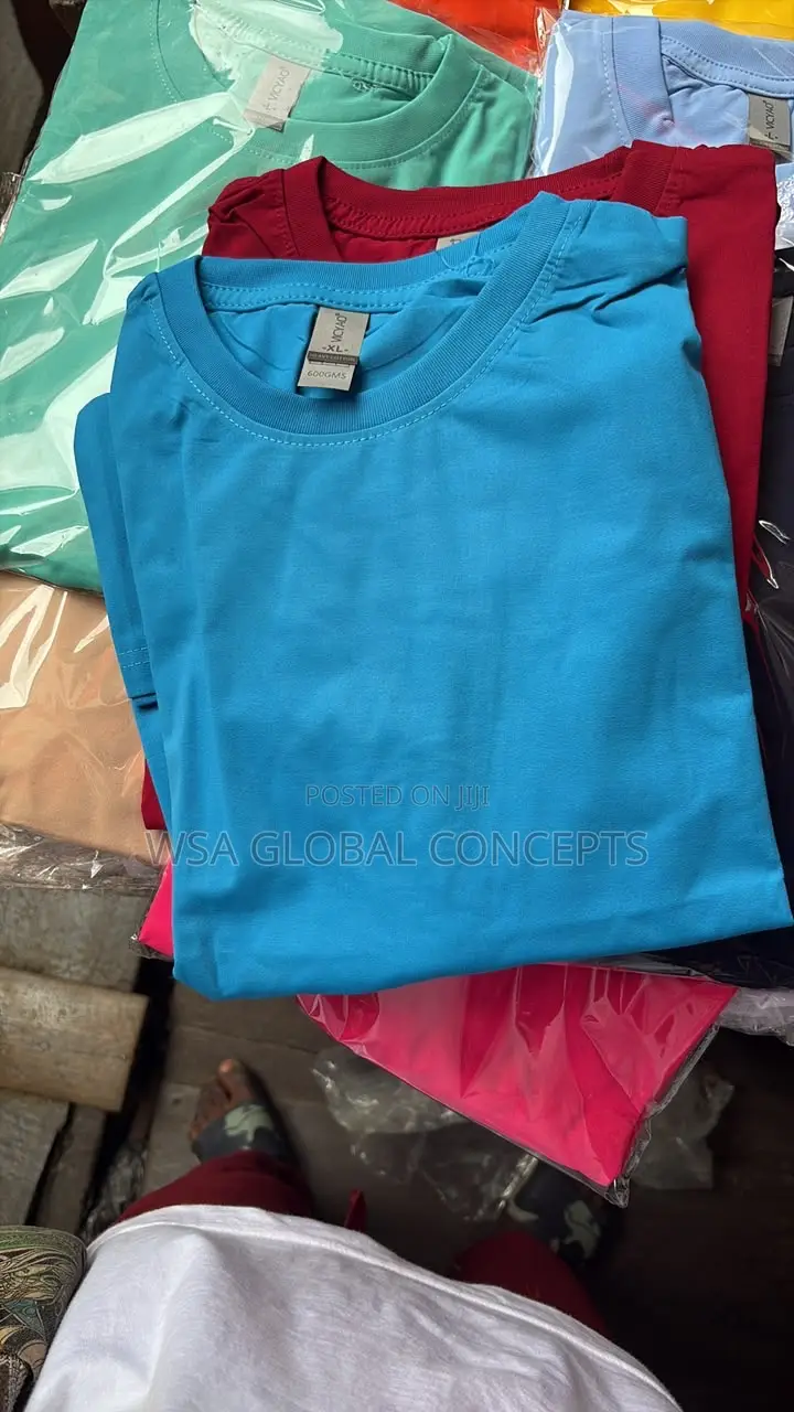 Dozen of Plain T-Shirt Is Available in Different Colors