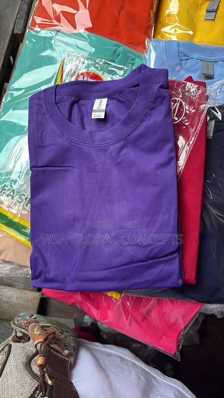 Dozen of Plain T-Shirt Is Available in Different Colors