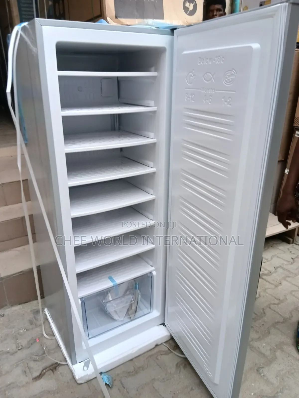 Original LG 8-Step Upright Freezer – Spacious, for Making Ice Blocks