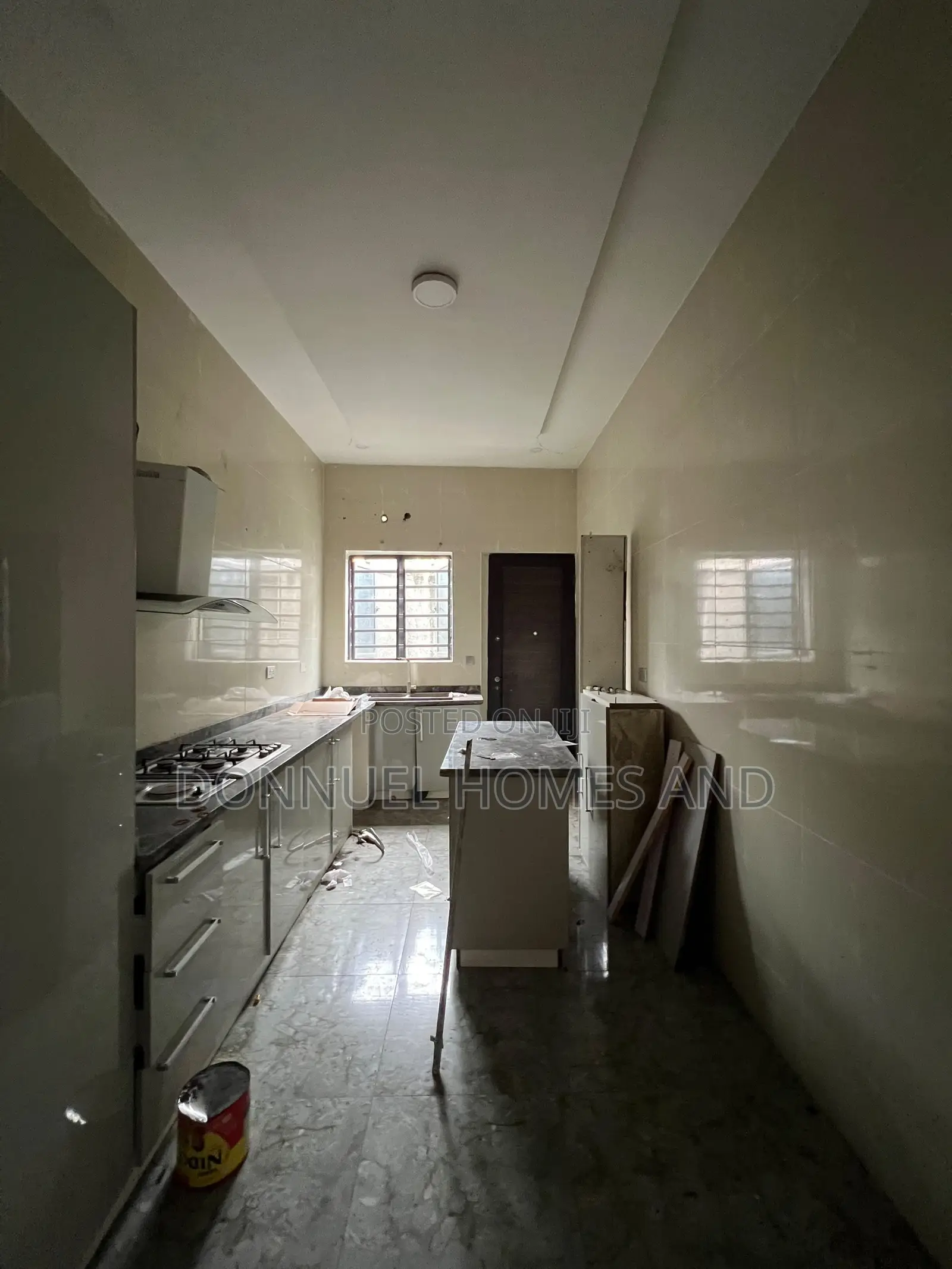 4bdrm Duplex in Ikota for rent