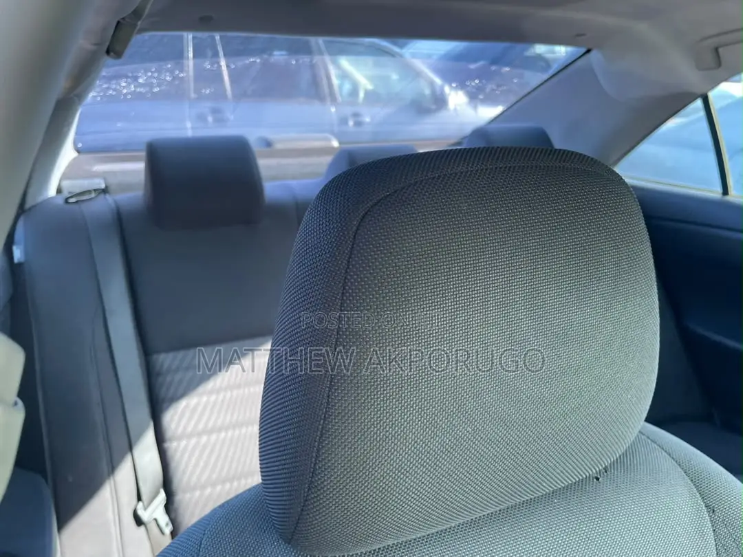 Toyota Camry 2016 Gray