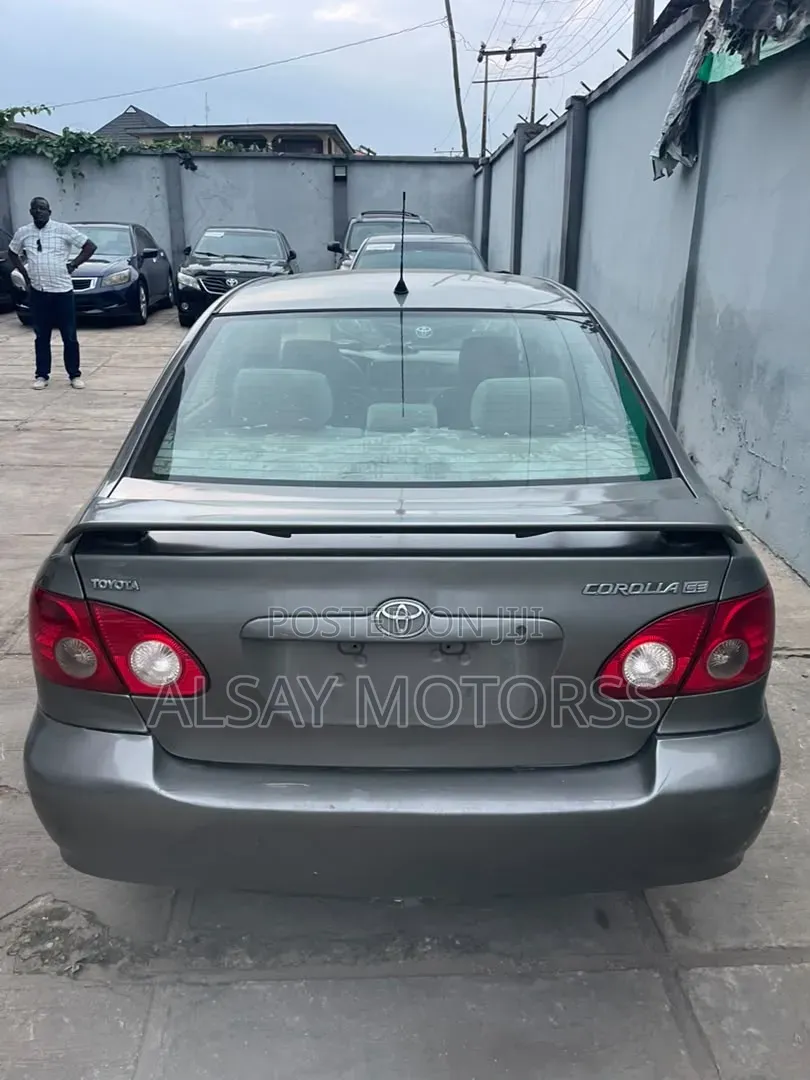 Toyota Corolla 2008 Brown