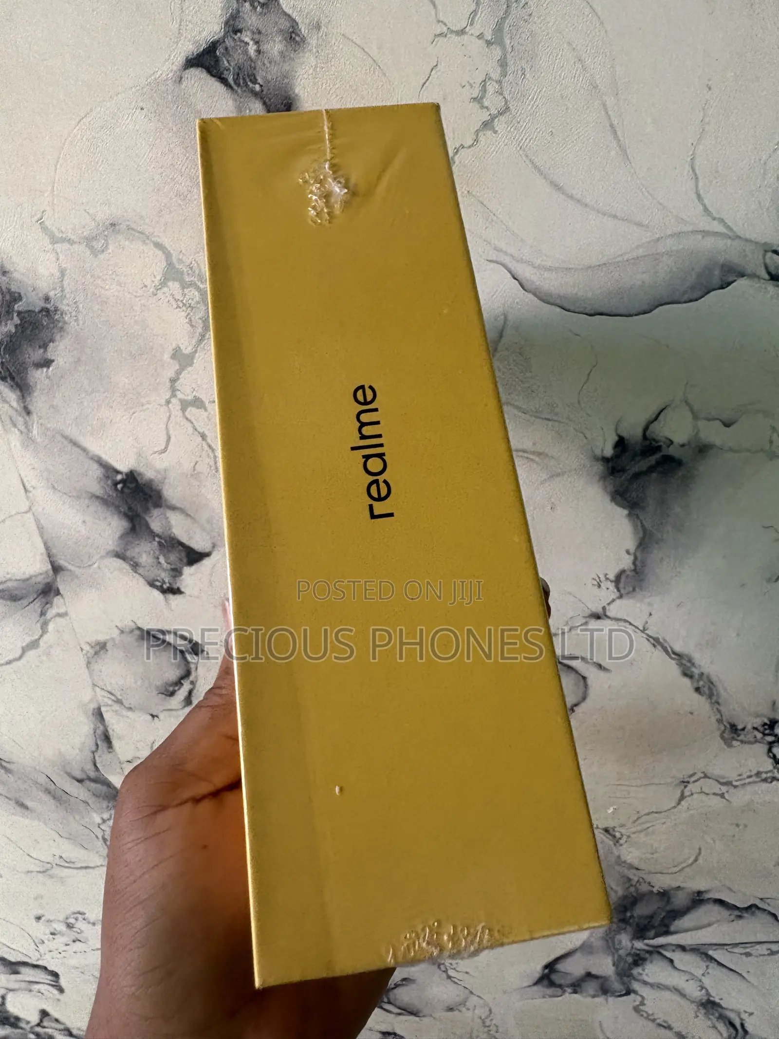 New Realme V30 128 GB Gold