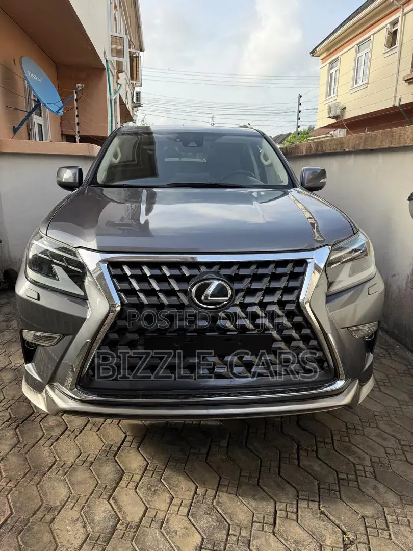 Lexus GX 2023 Silver