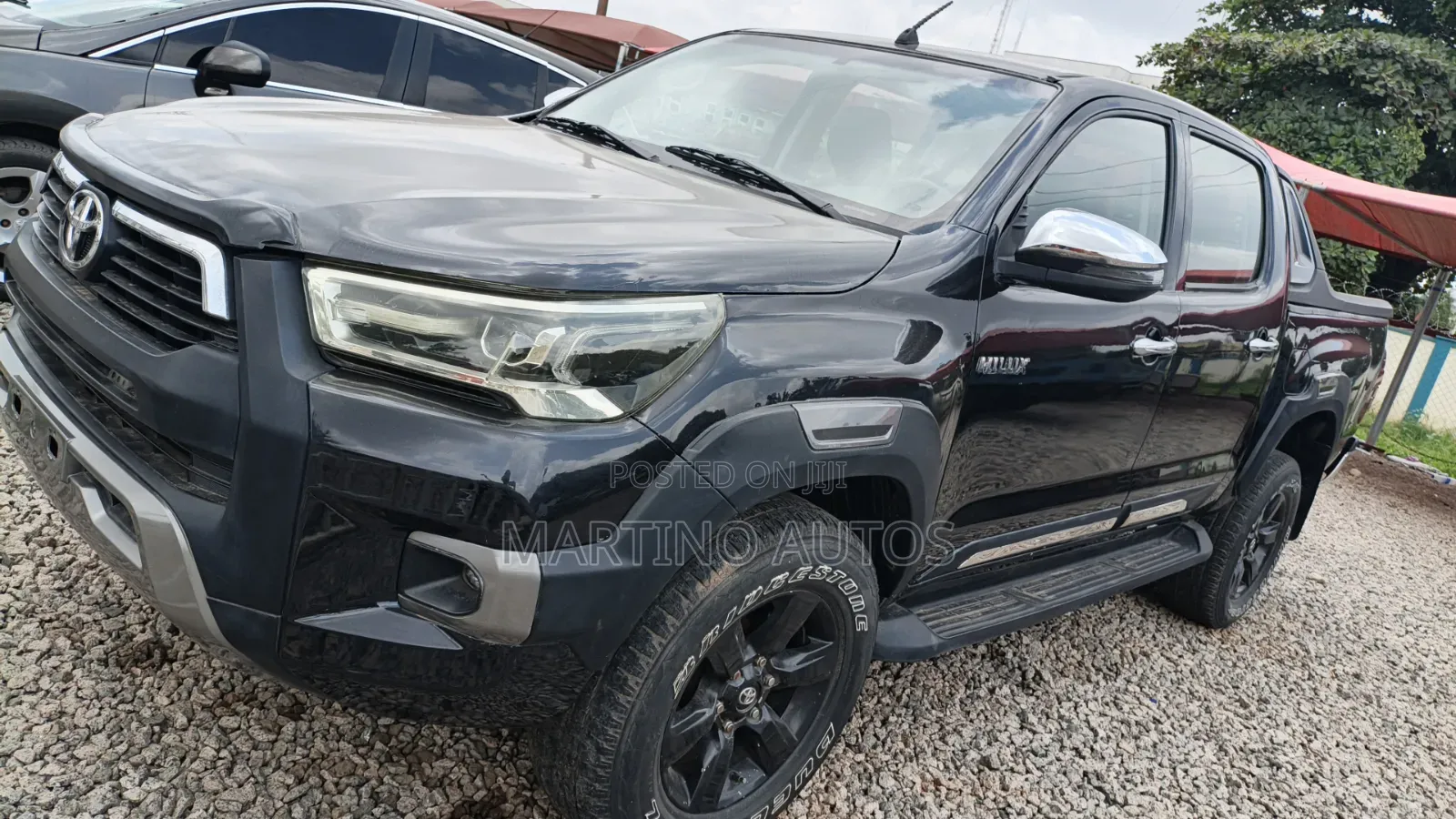 Toyota Hilux 2013 Black