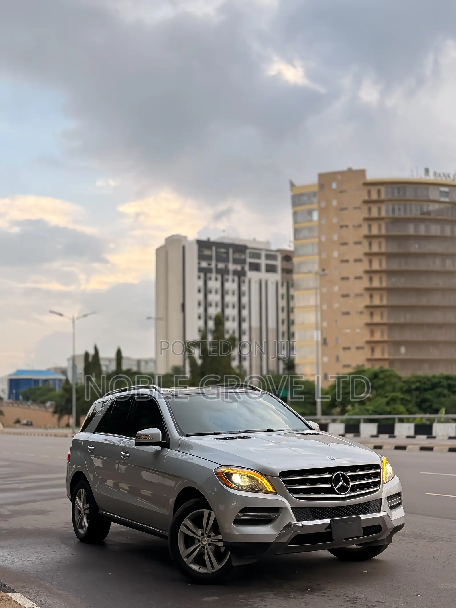 Mercedes-Benz M Class ML350 4MATIC 4dr SUV AWD (3.5L 6cyl 7A) 2015