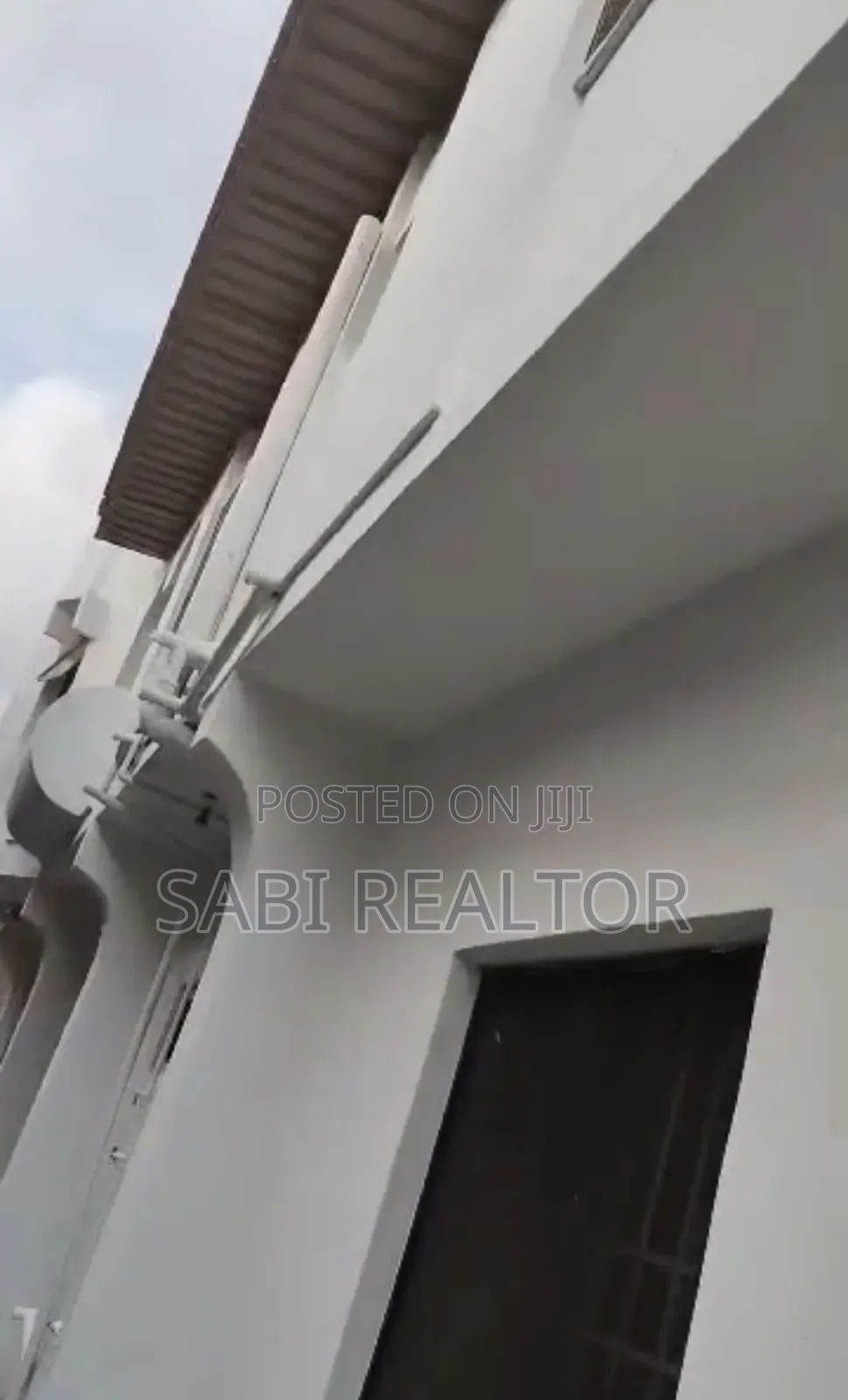 Furnished 3bdrm Block of Flats in Abaranje for sale