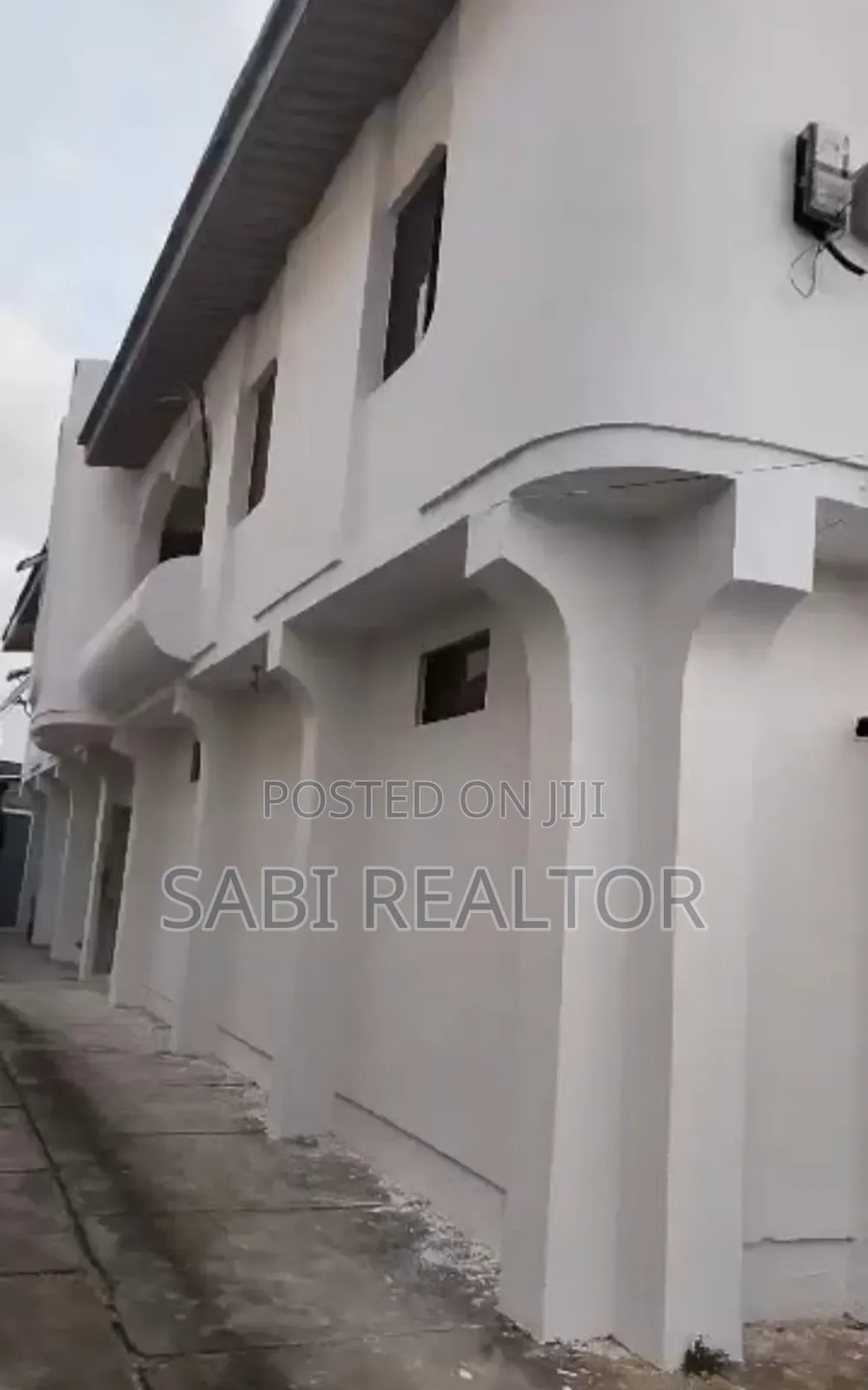 Furnished 3bdrm Block of Flats in Abaranje for sale