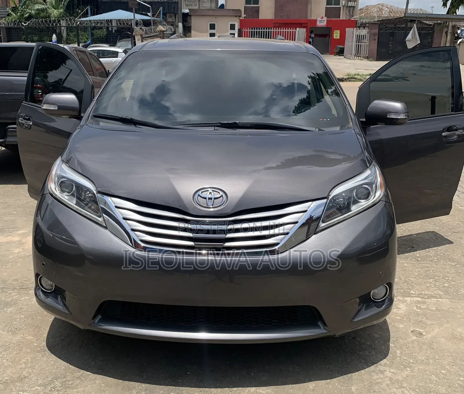 Toyota Sienna 2017 Gray