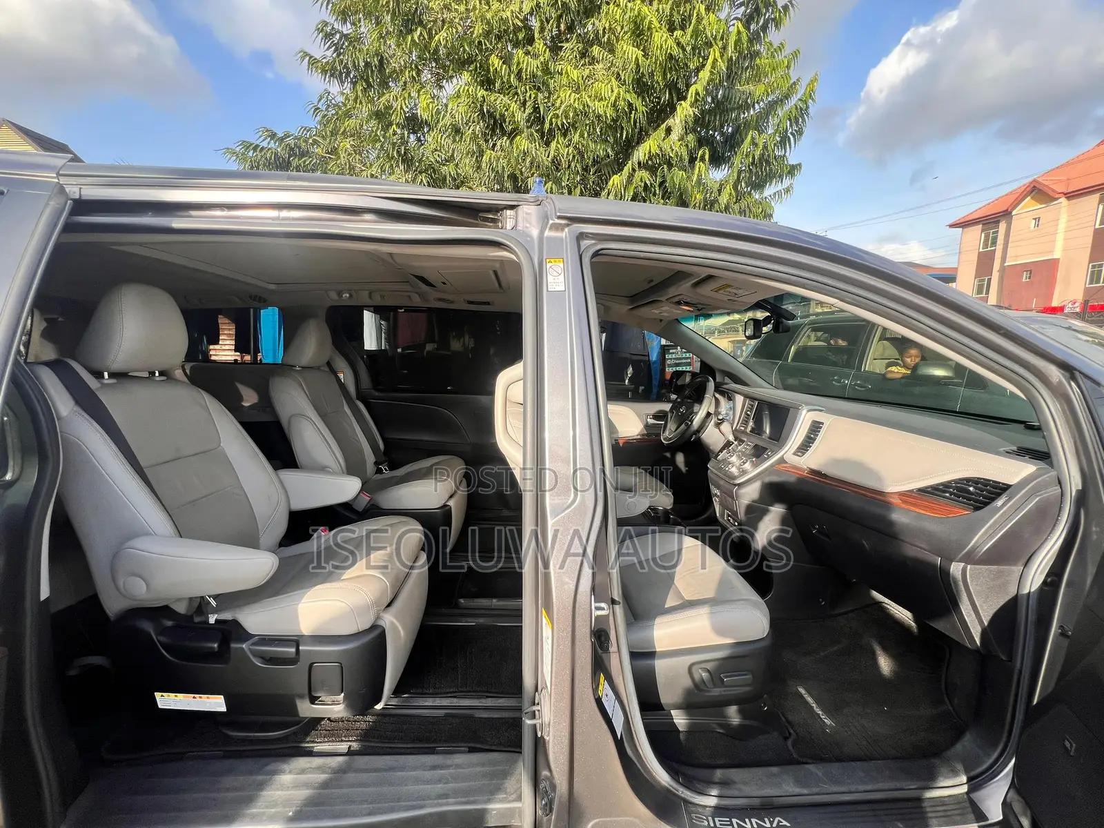 Toyota Sienna 2017 Gray