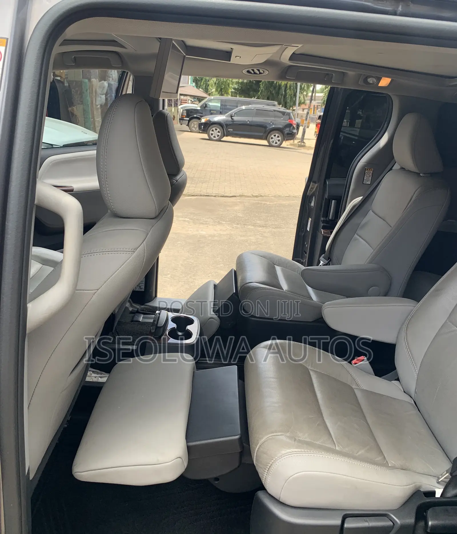 Toyota Sienna 2017 Gray