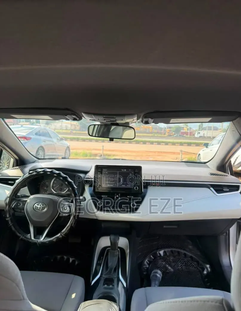 Toyota Corolla 2019 Silver