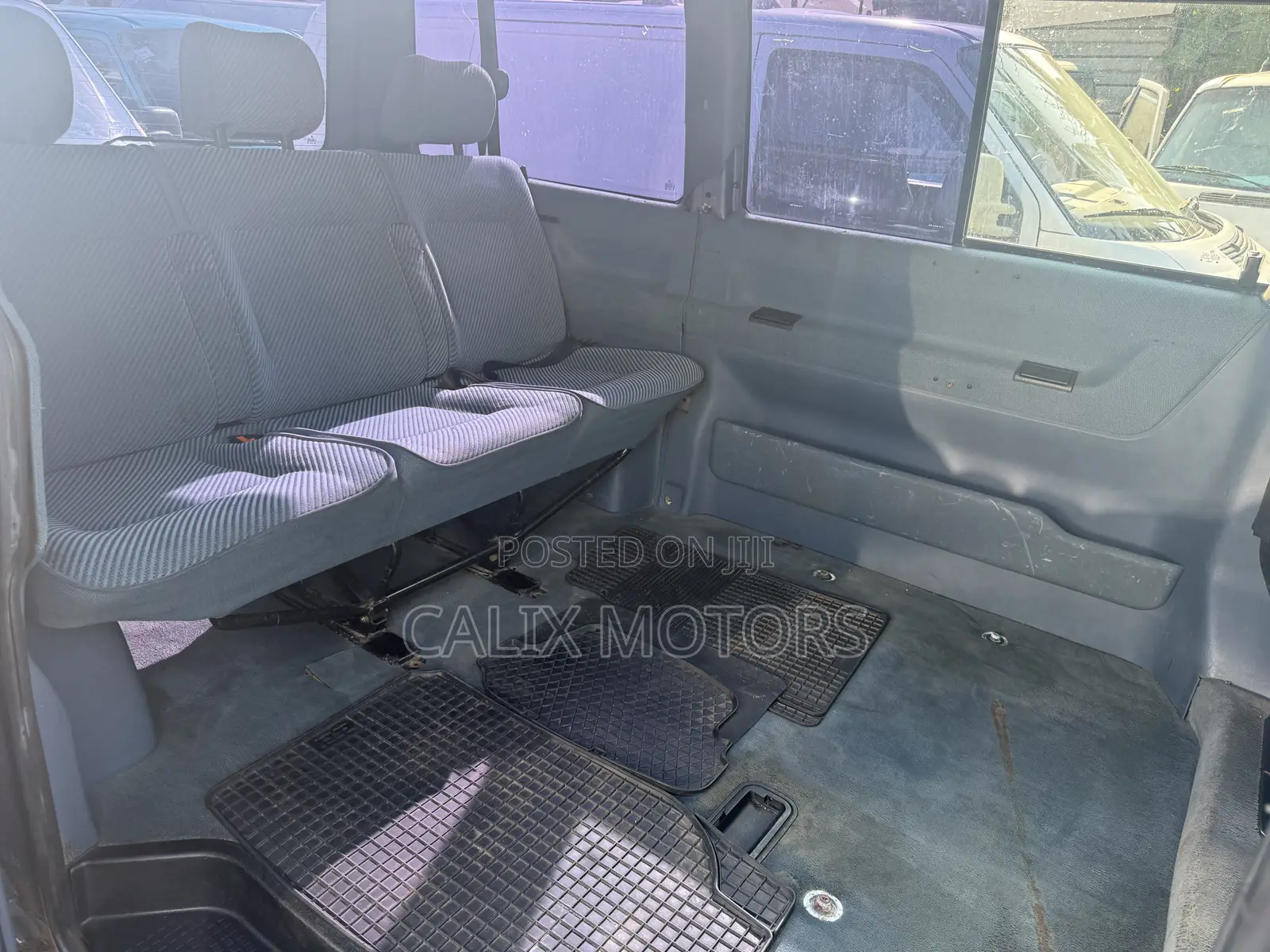 Volkswagen Transporter 2006 Grey
