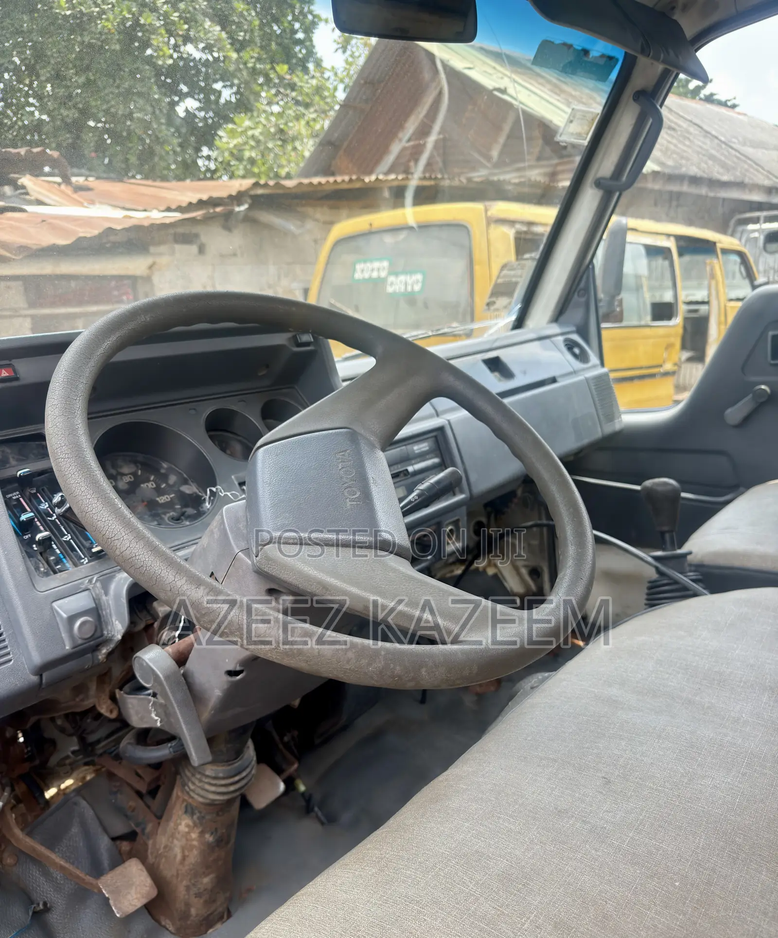 Toyota Dyna 200 First Body Manual Gear 2RZ Engine