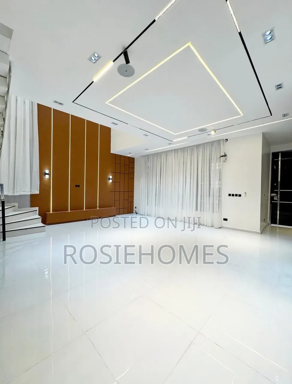 5bdrm Duplex in Lekki Conservation, Ikota for rent