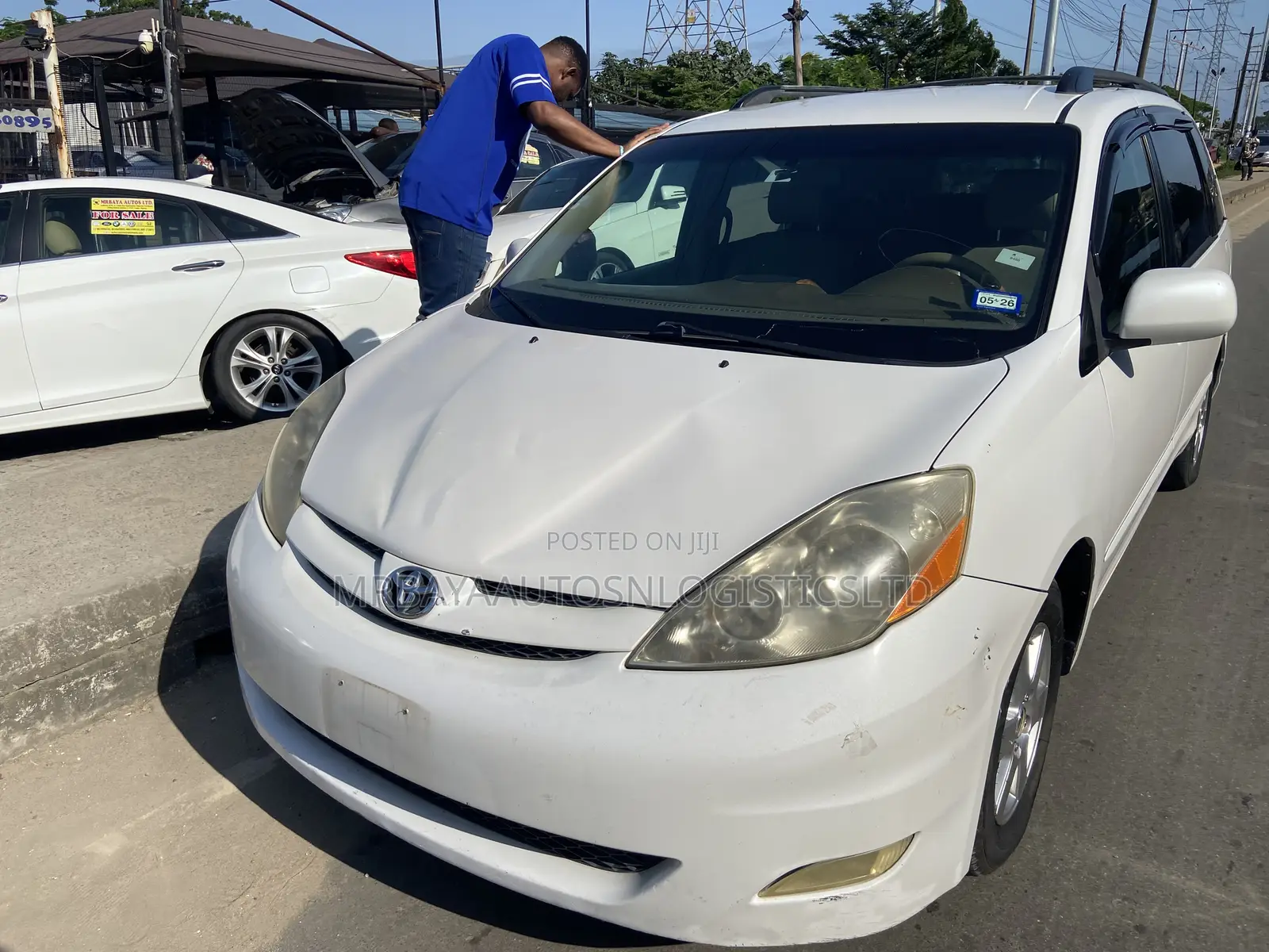 Toyota Sienna XLE 2008 White