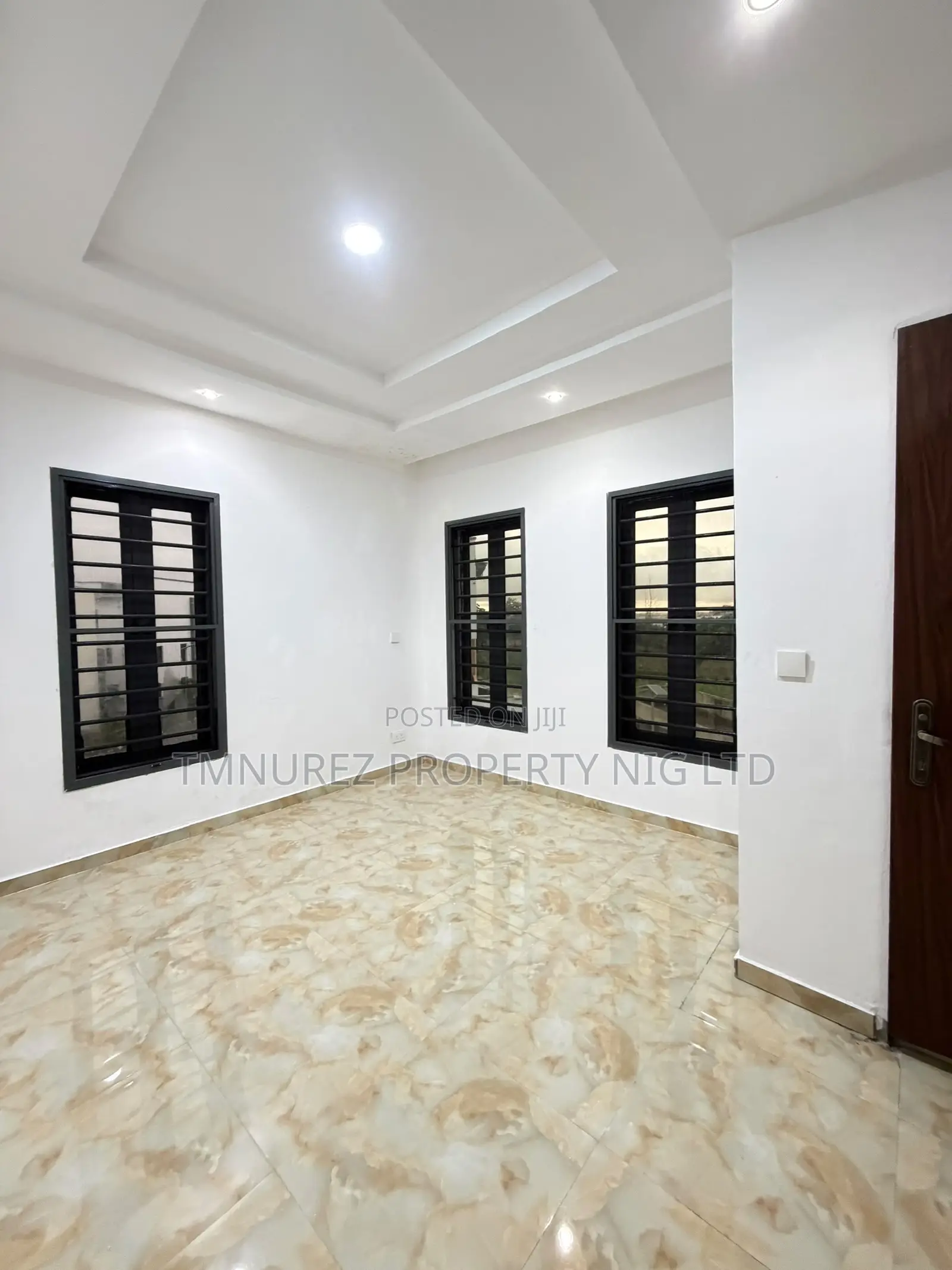 4bdrm Duplex in Osapa london for rent