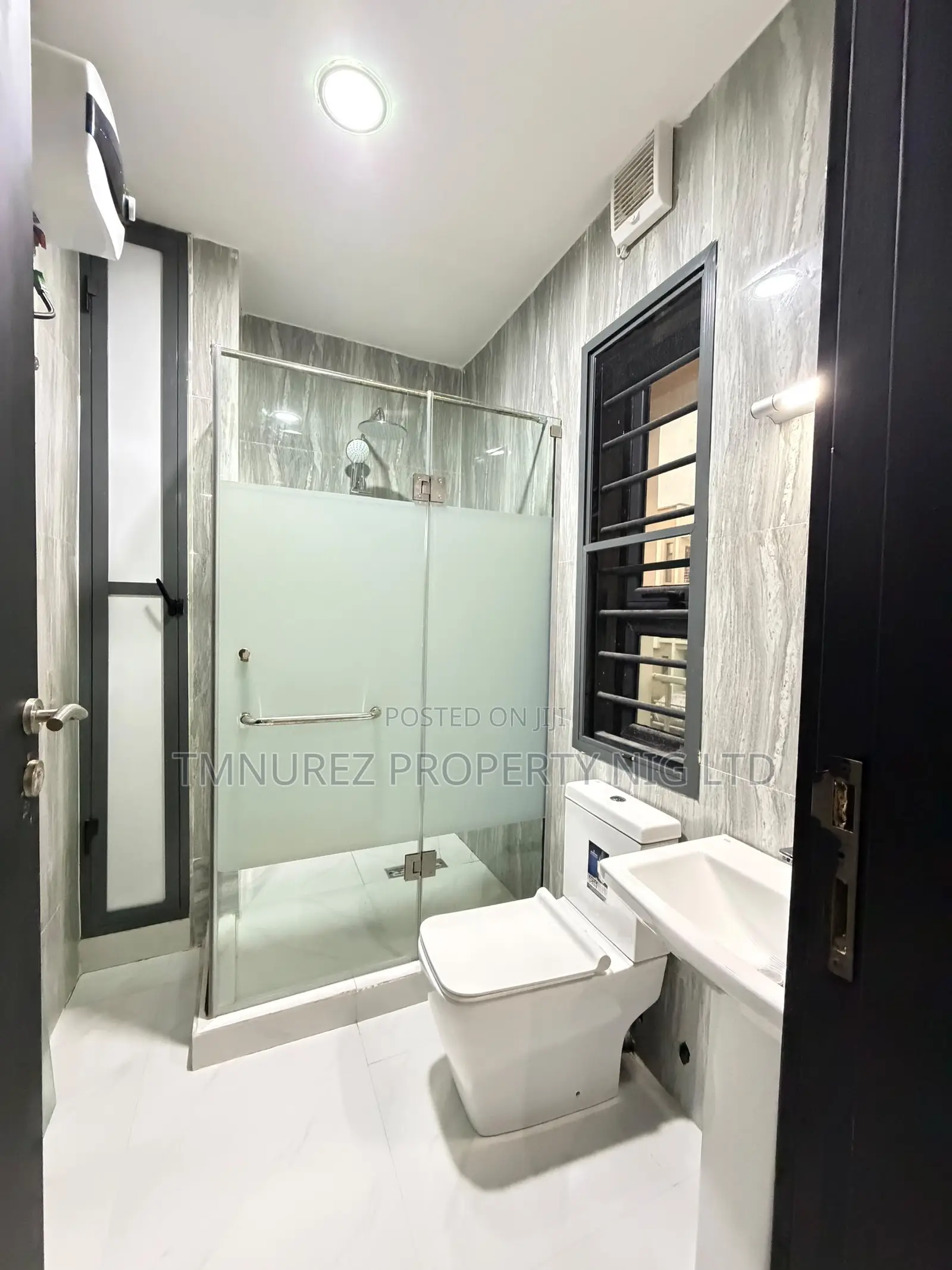 4bdrm Duplex in Osapa london for rent