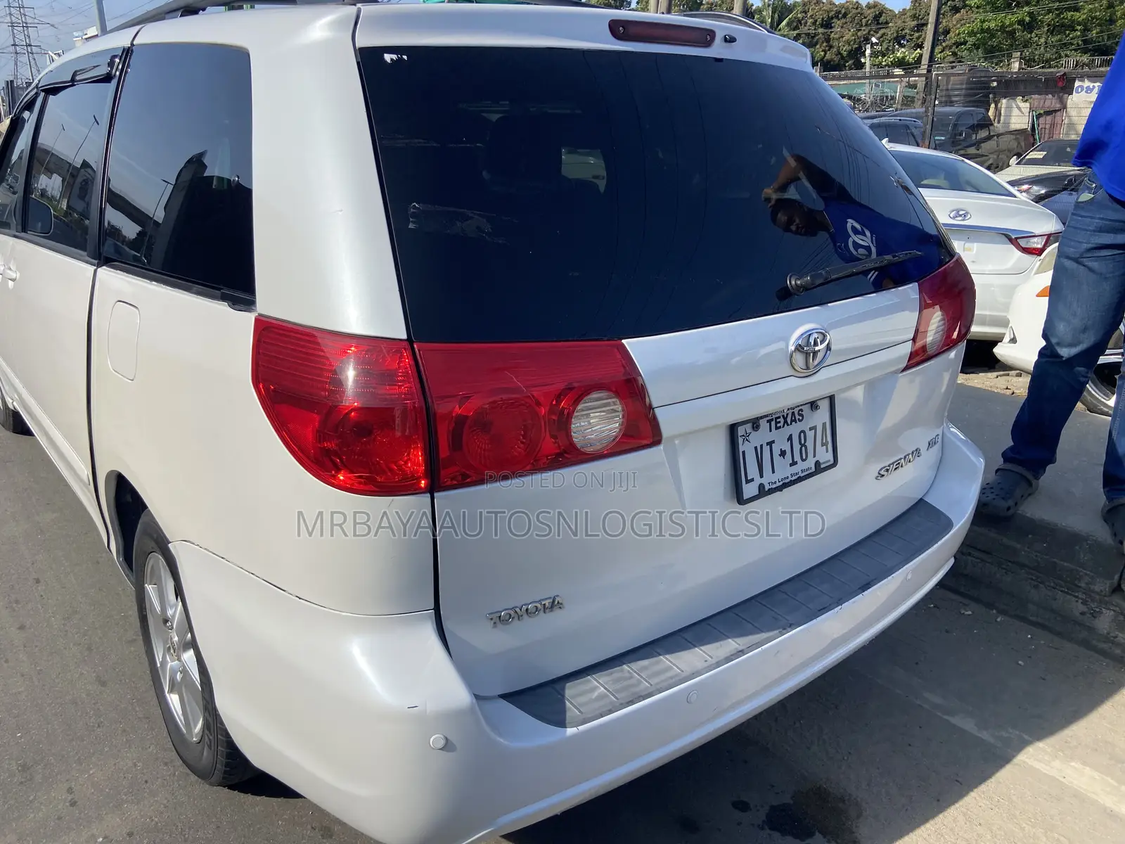 Toyota Sienna XLE 2008 White