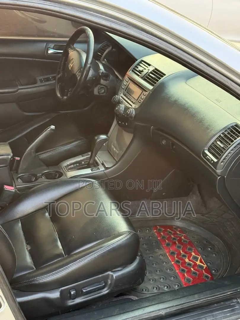 Honda Accord 2007 Silver