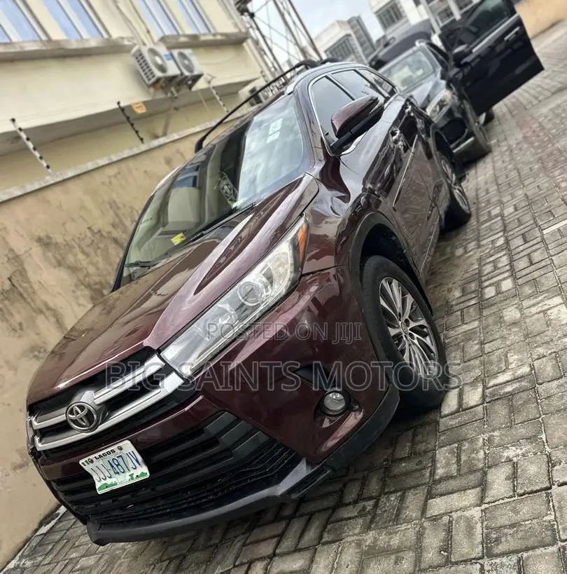 Toyota Highlander Limited 4dr SUV AWD (3.5L 6cyl 6A) 2015 Maroon