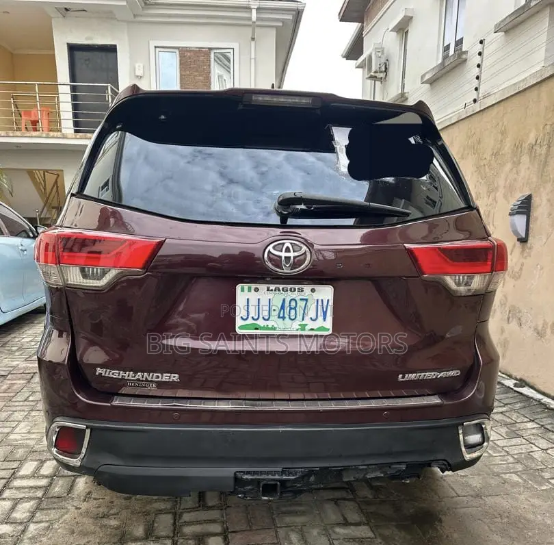 Toyota Highlander Limited 4dr SUV AWD (3.5L 6cyl 6A) 2015 Maroon