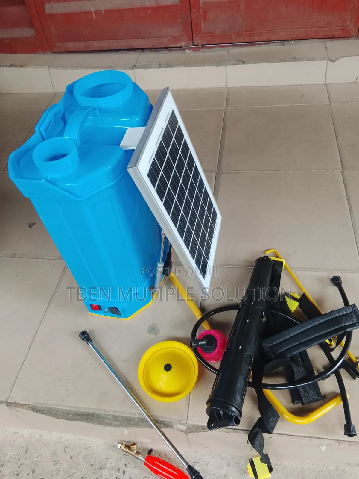 3-in-1 Solar-Powered Knapsack Sprayer