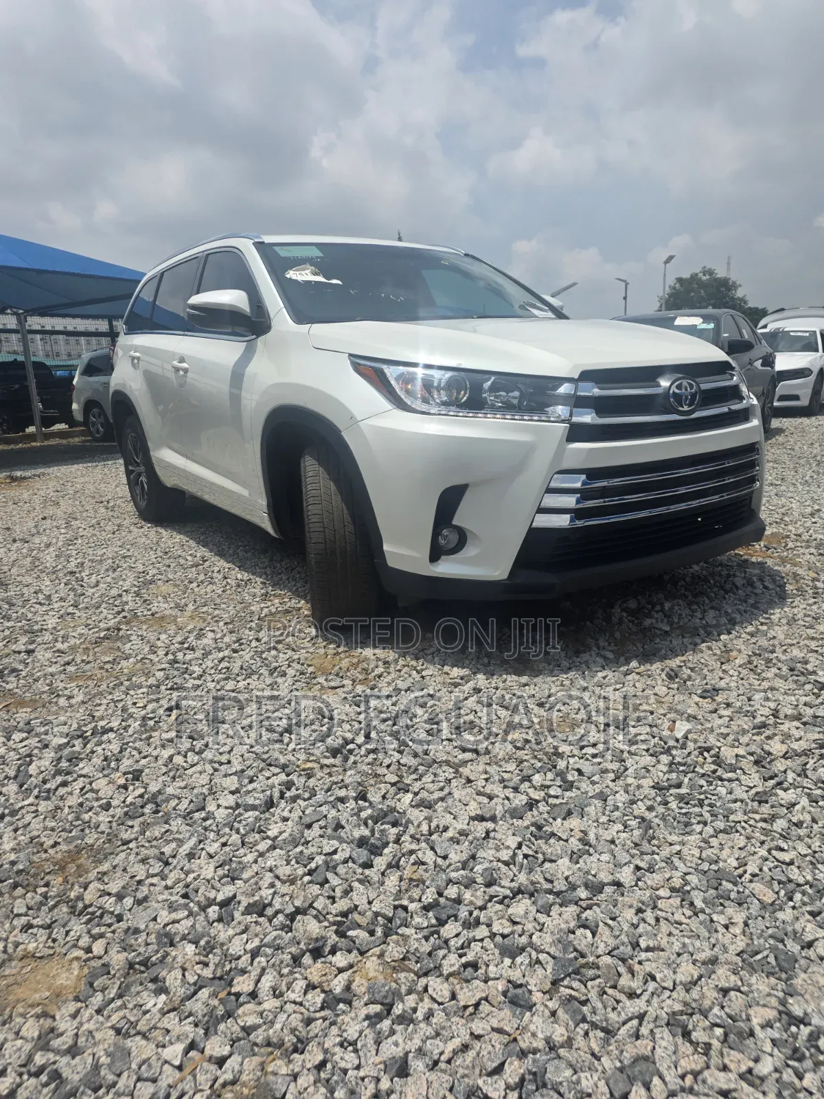 Toyota Highlander XLE 4x4 V6 (3.5L 6cyl 8A) 2018 White