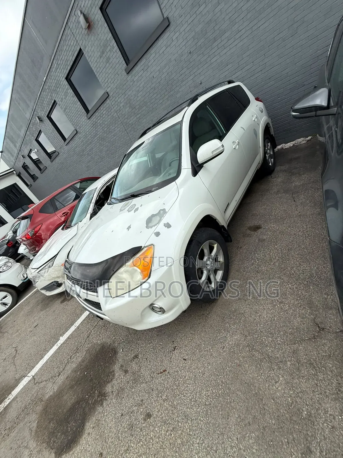 Toyota RAV4 2012 White