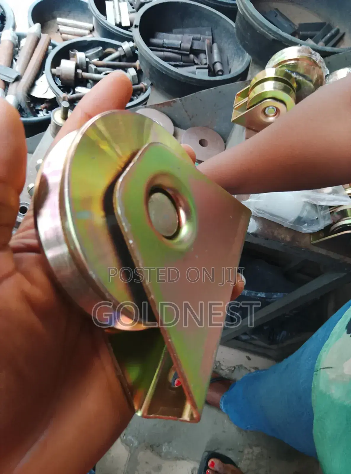 V-Groove Sliding Gate Roller 4"