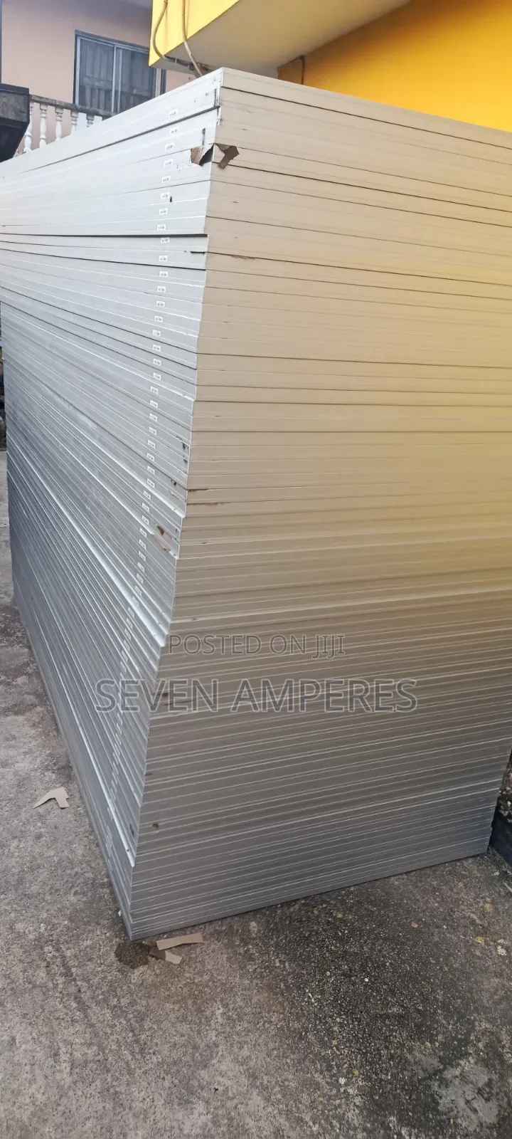 600W Monocrystalline Solar Panel