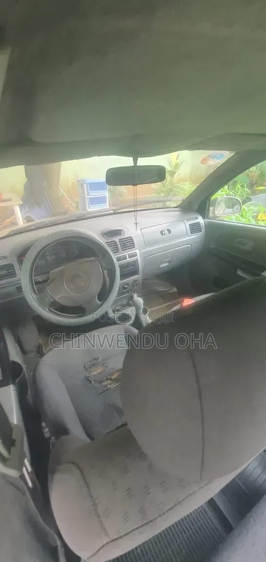 Kia Rio Sedan 2004 Gold