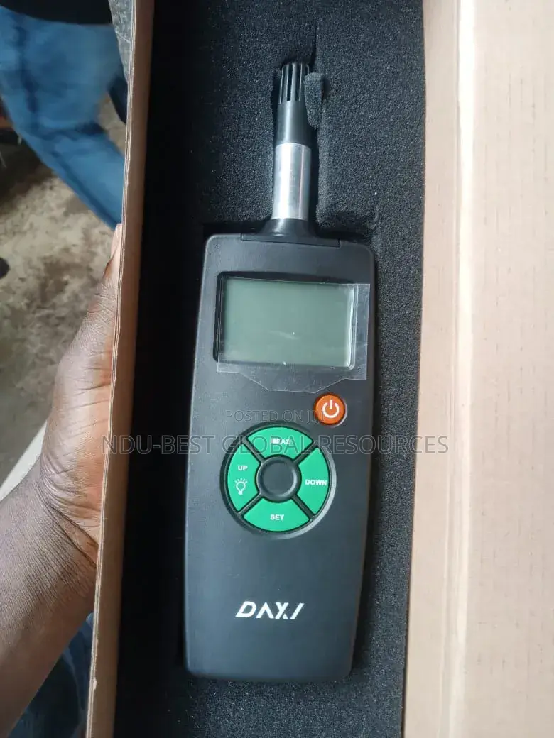 Daxin Instruments Temperature and Humidity Meter,