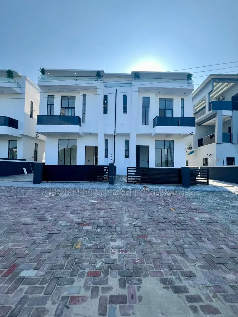 4bdrm Duplex in Off Lekki-Epe Expressway for sale