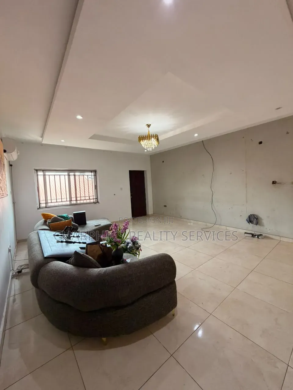 3bdrm Apartment in 6Months, Ologolo for rent