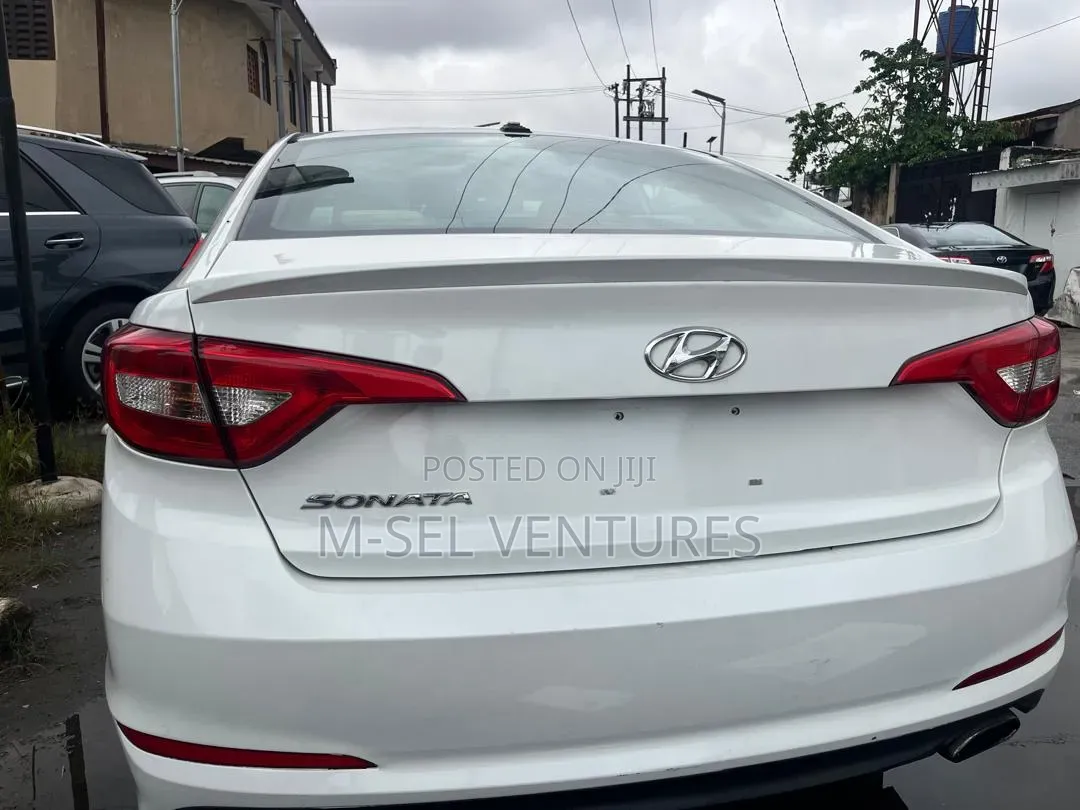 Hyundai Sonata 2015 White