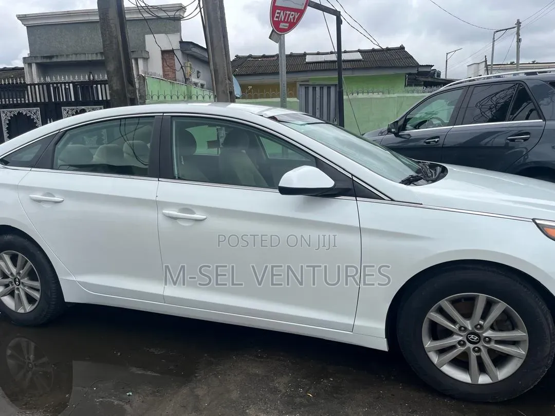 Hyundai Sonata 2015 White