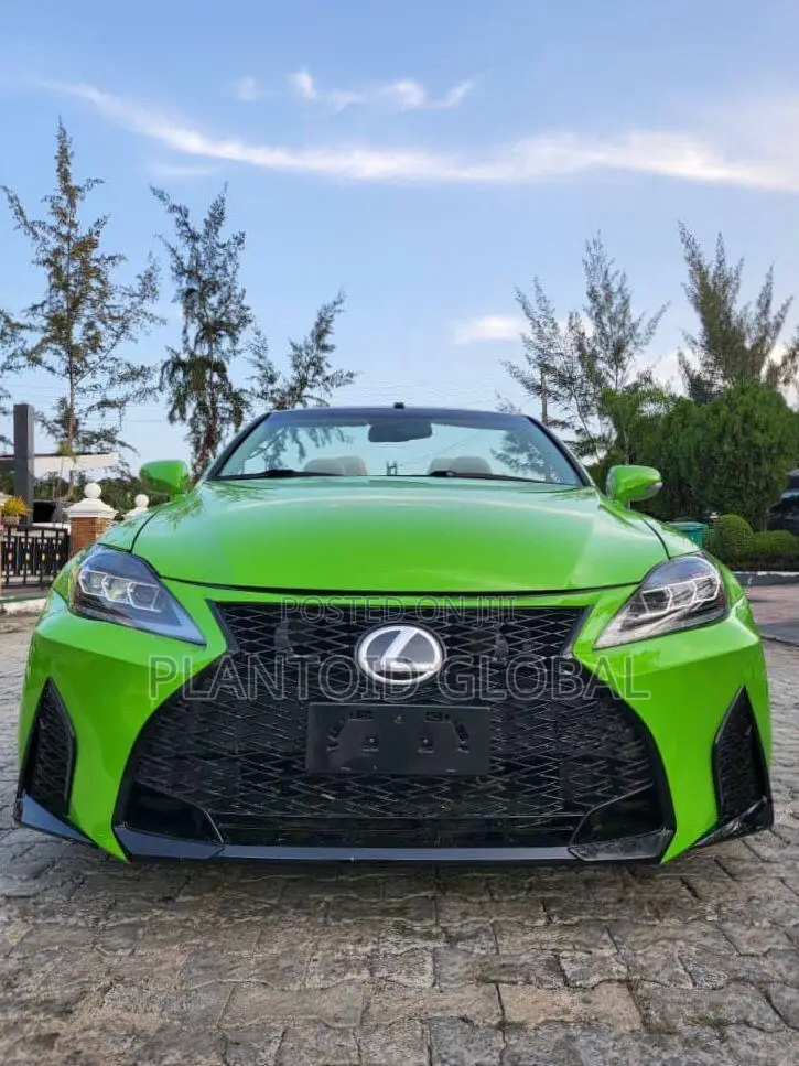 Lexus IS 250 C 2012