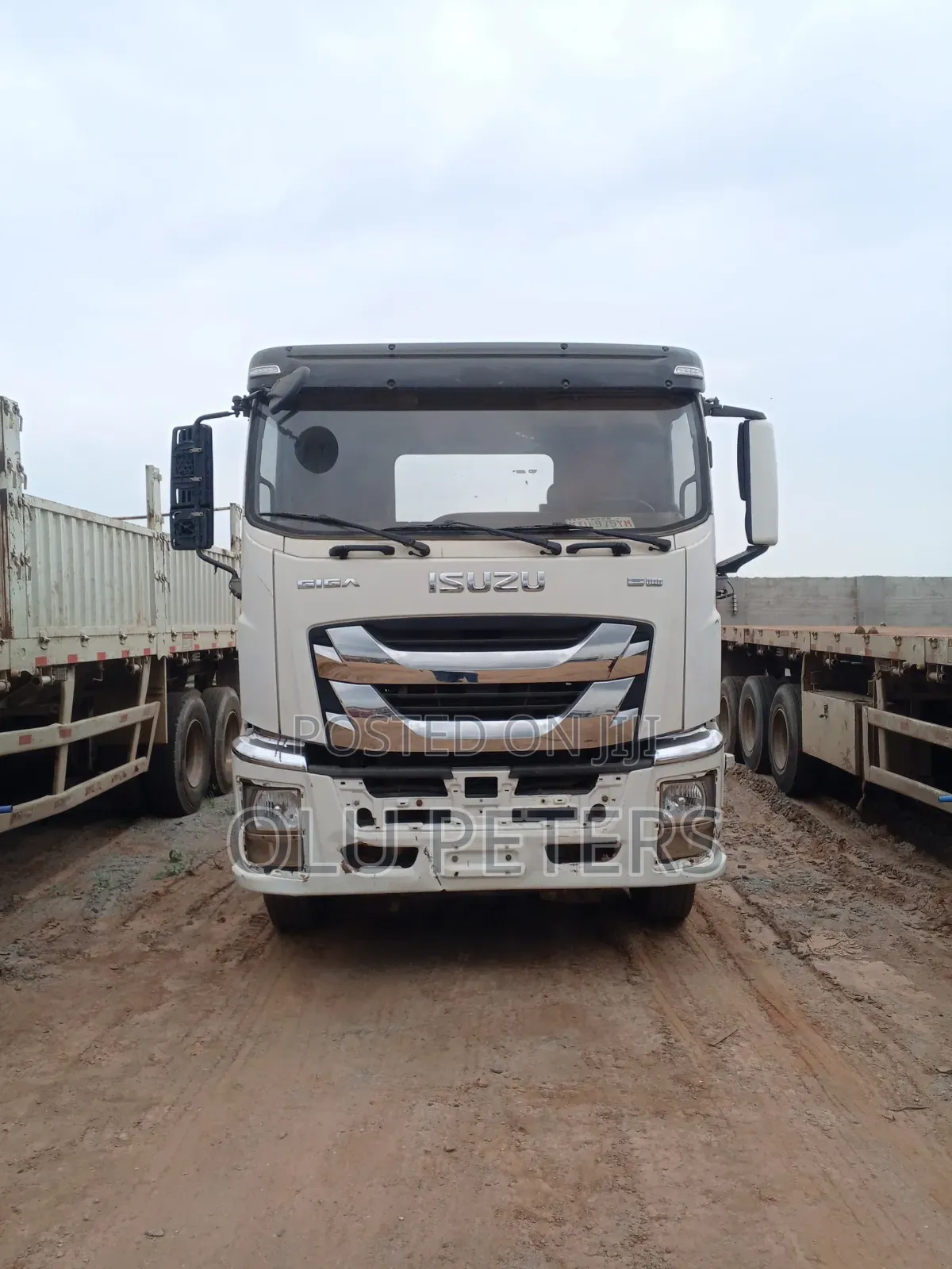 Isuzu Giga Tractor Head