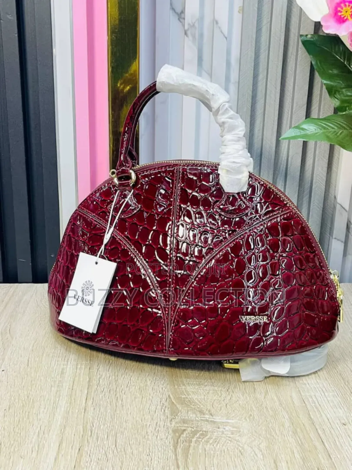 Exclusive Quality High Quality Versse Handbag