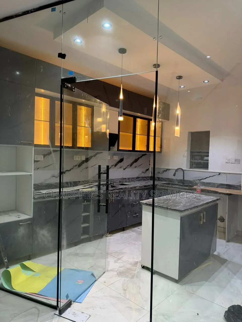 4bdrm Duplex in Mende for sale