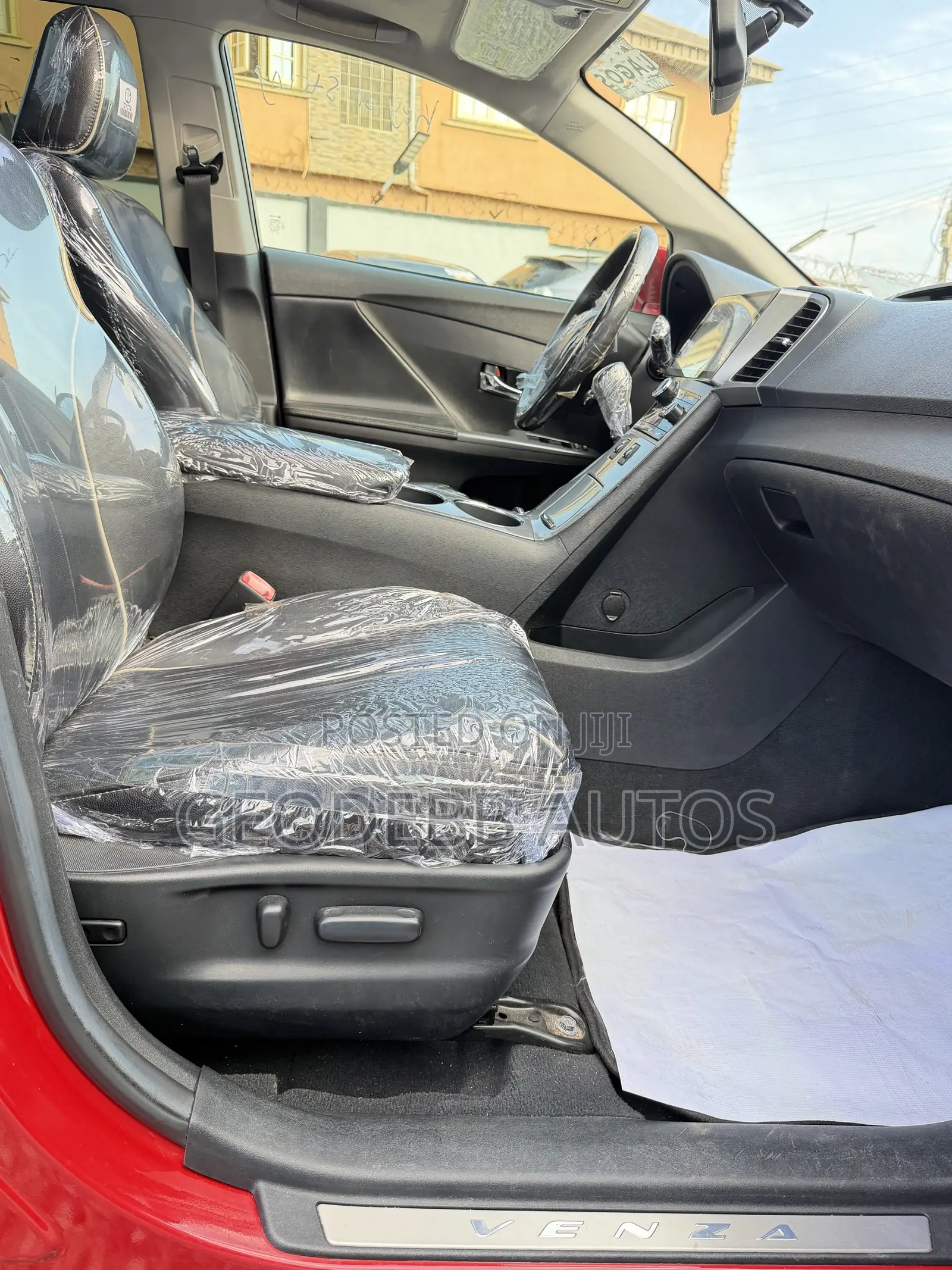 Toyota Venza XLE 2013